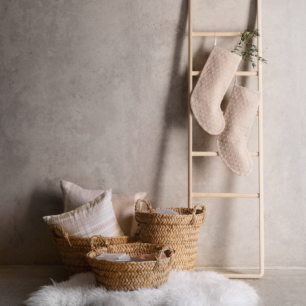 Totora Floor Basket - Image 16