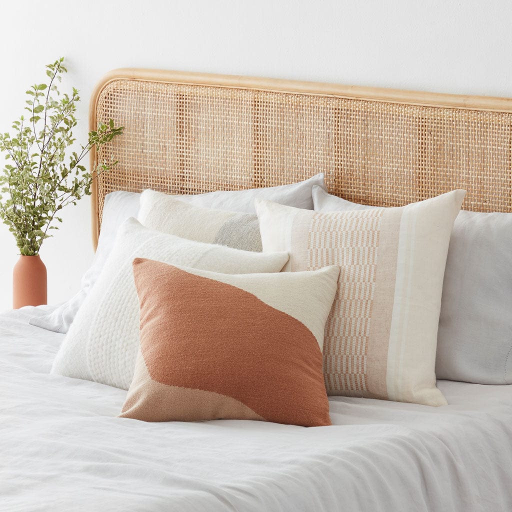 Veta Pillow - Image 3