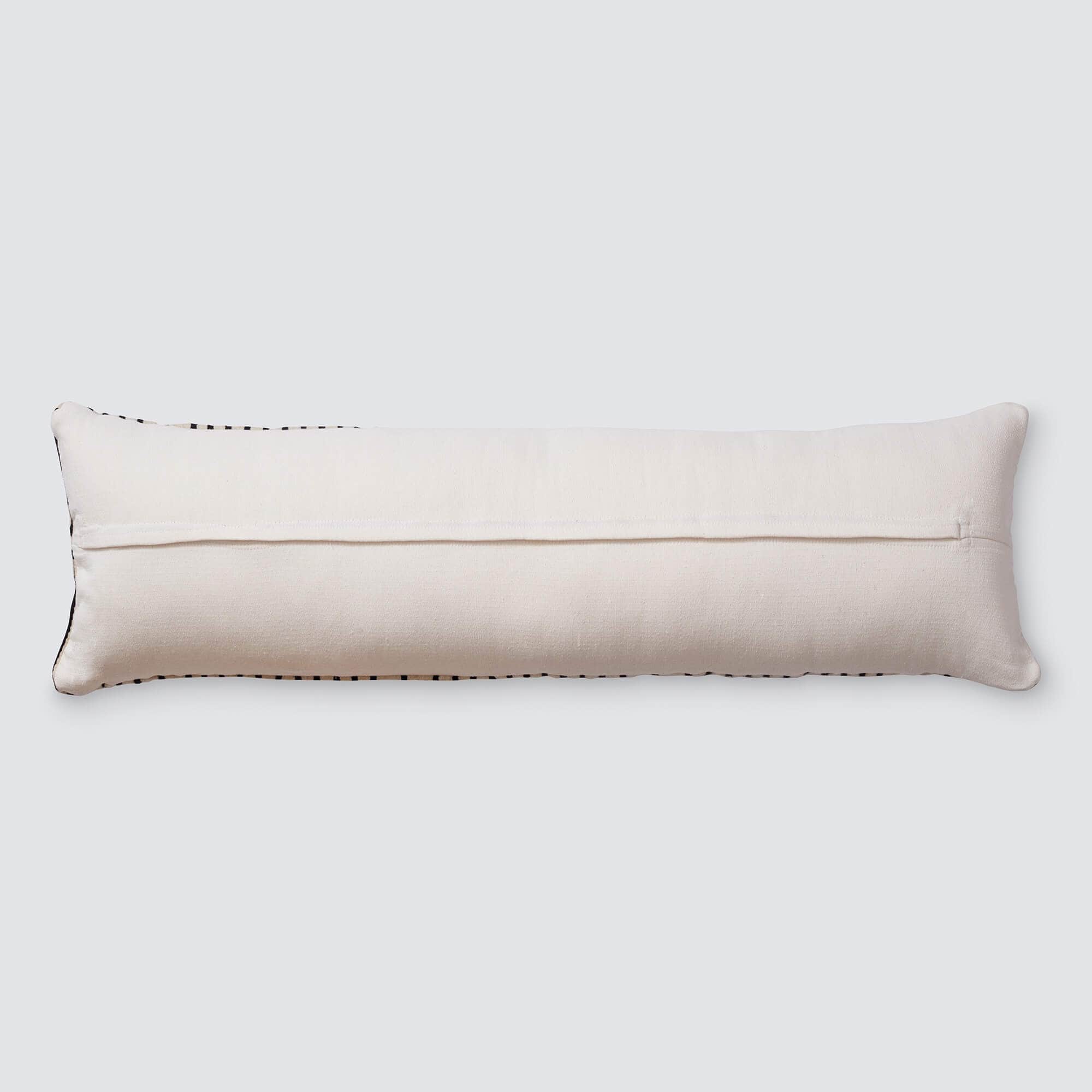 Viento Lumbar Pillow - Image 9